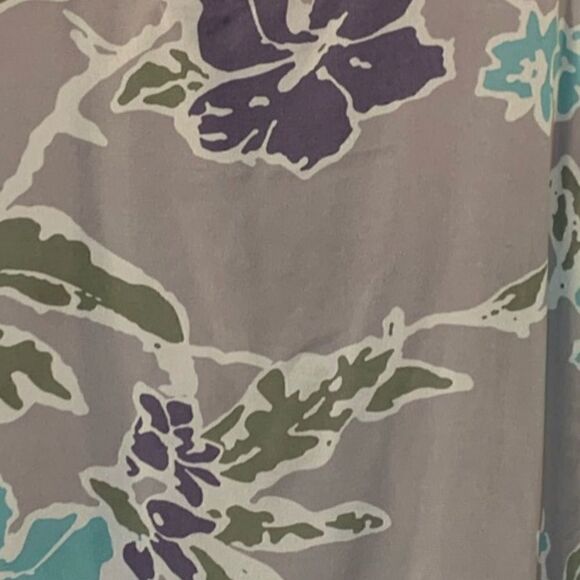 NWT relativity lavender tank top with sheer overlay size L - Picture 2 of 12